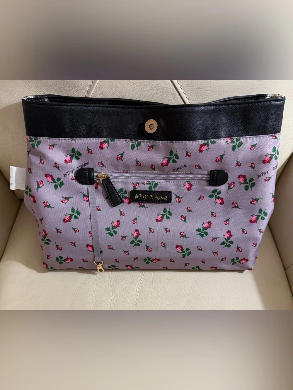 Betsey Johnson Black Shoulder Tote with Gold Chain Straps